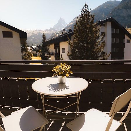 Beautiful Apartment In Zermatt With A Breathtaking View Of The Matterhorn Екстер'єр фото