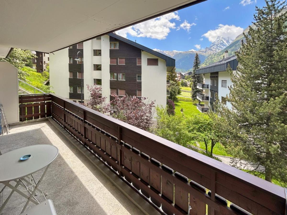 Beautiful Apartment In Zermatt With A Breathtaking View Of The Matterhorn Екстер'єр фото