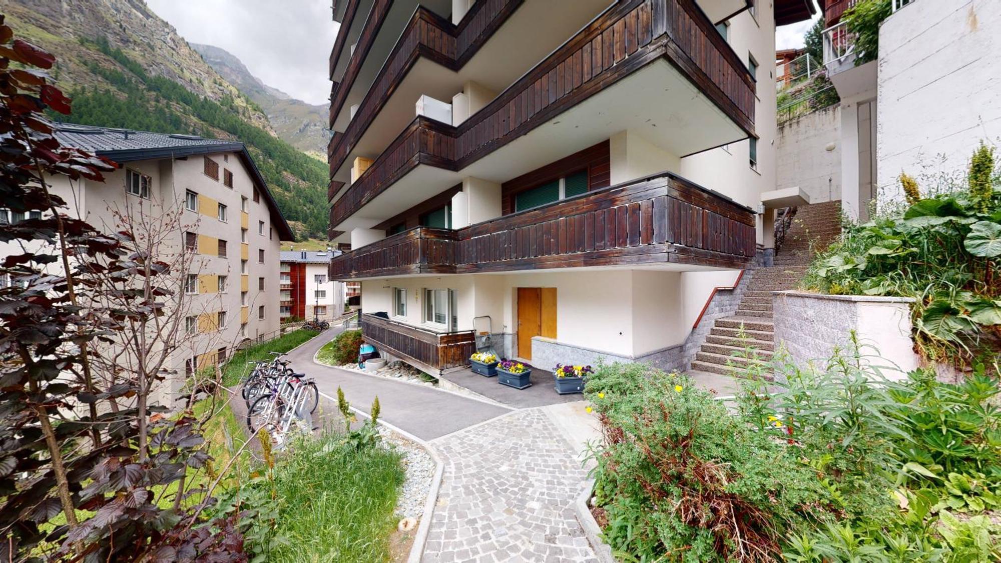 Beautiful Apartment In Zermatt With A Breathtaking View Of The Matterhorn Екстер'єр фото